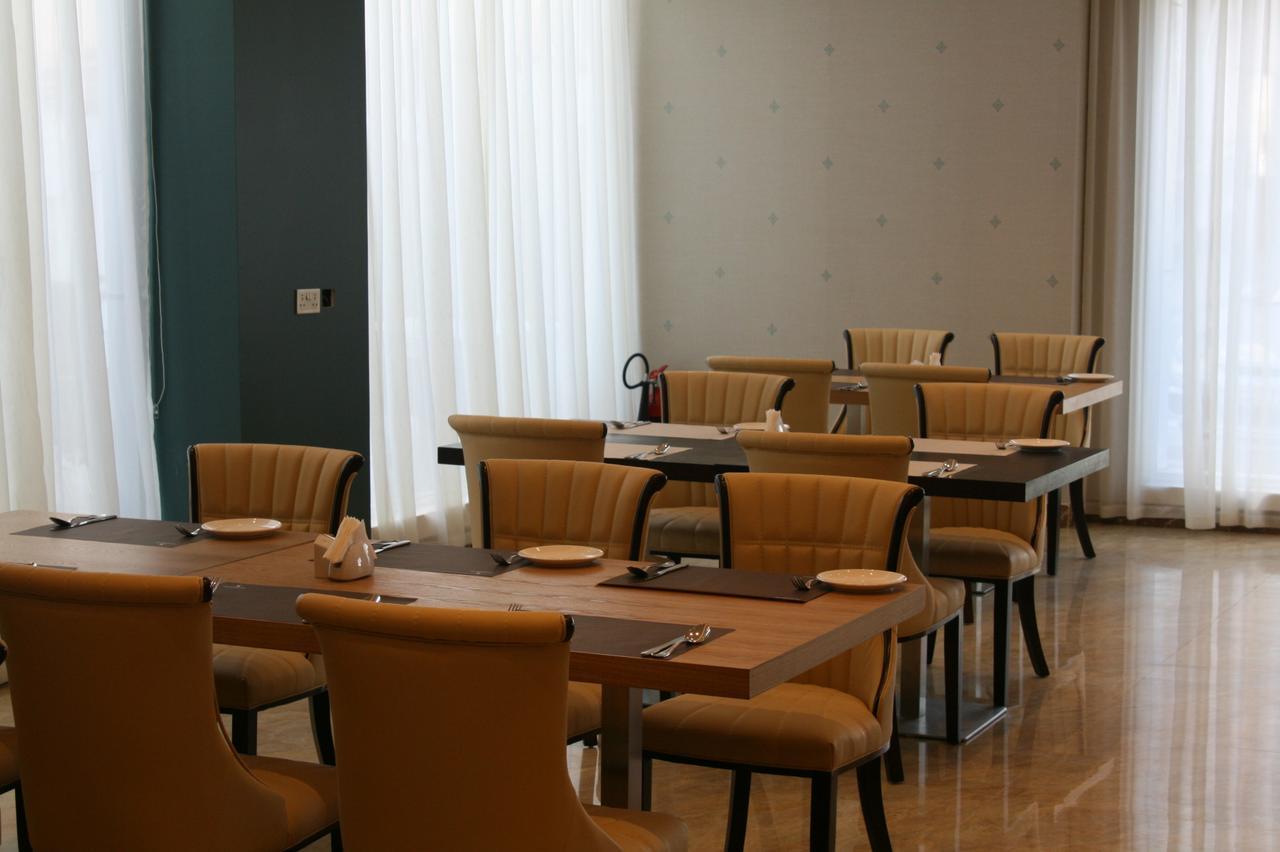 The Secure Inn Hotel Muscat Eksteriør billede