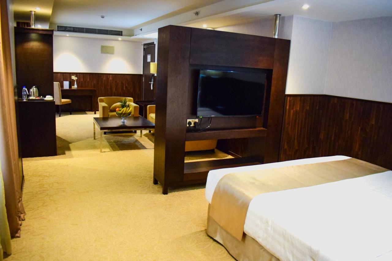 The Secure Inn Hotel Muscat Eksteriør billede