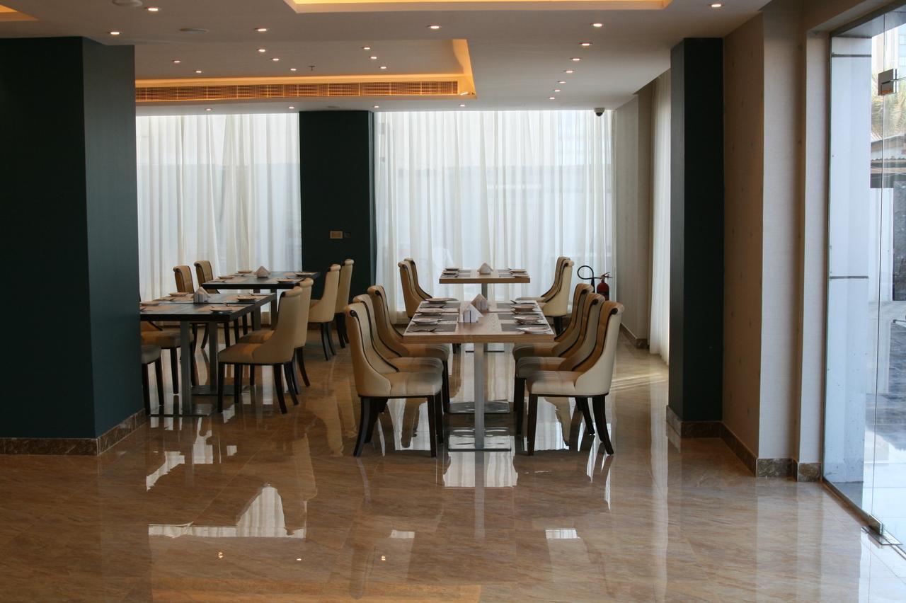 The Secure Inn Hotel Muscat Eksteriør billede
